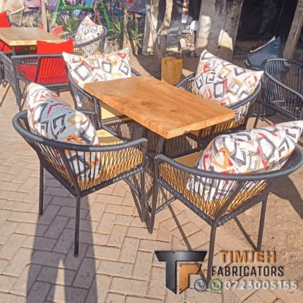 Outdoor 4 seater
